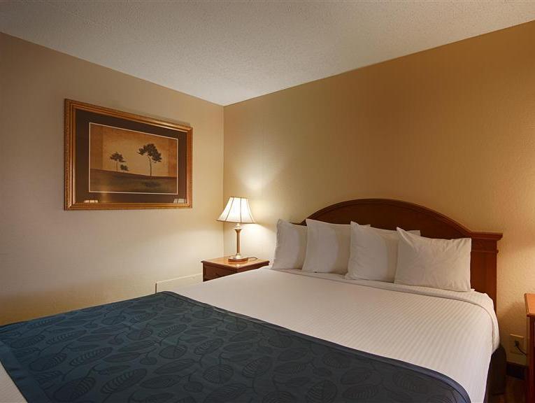 Best Western Windsor Suites Феєтвіль Екстер'єр фото